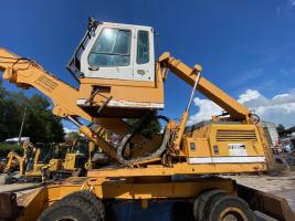 Liebherr A 922 Litronic 